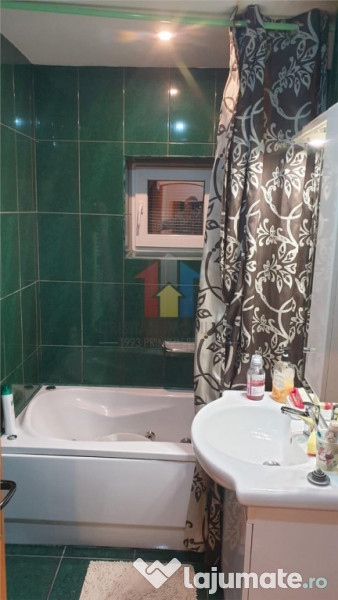 3 camere etaj 1, 2 balcoane, Mobilat si Utilat, decomandat, 