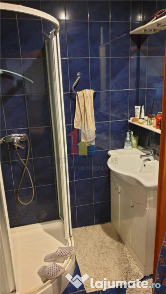 3 camere etaj 1, 2 balcoane, Mobilat si Utilat, decomandat, 