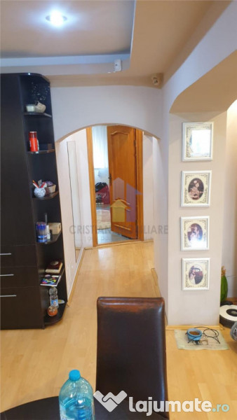 3 camere etaj 1, 2 balcoane, Mobilat si Utilat, decomandat, 