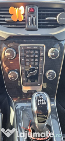 Volvo v40 2016 - cross country – 2.0 diesel, 120 cp 