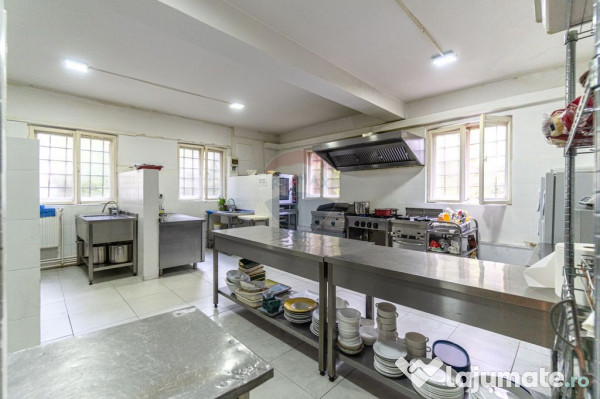 HOTEL "CERBUL CHALET" de vânzare/ zona Râsnov-Pârâul ...