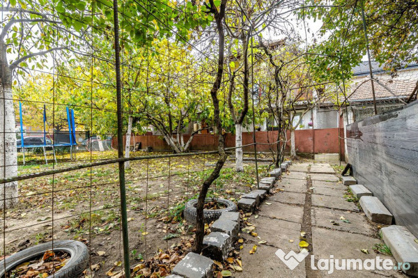Șansă pentru familie mare apartament la casă, cu teren...
