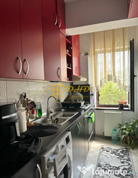 De vanzare apartament 2 camere in Bucium 