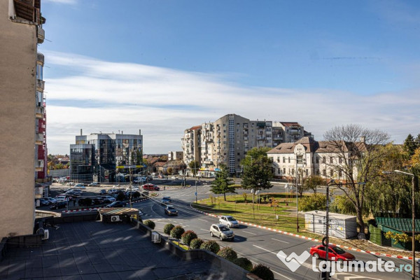 PRET NOU! Apartament mobilat și utilat în Piața Spital...