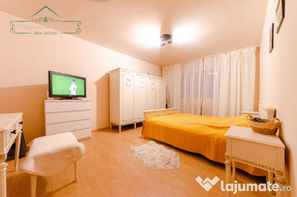 Apartament 2 camere decomandat cu centrala proprie, zona 700