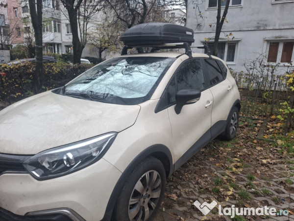 Renault Captur masina