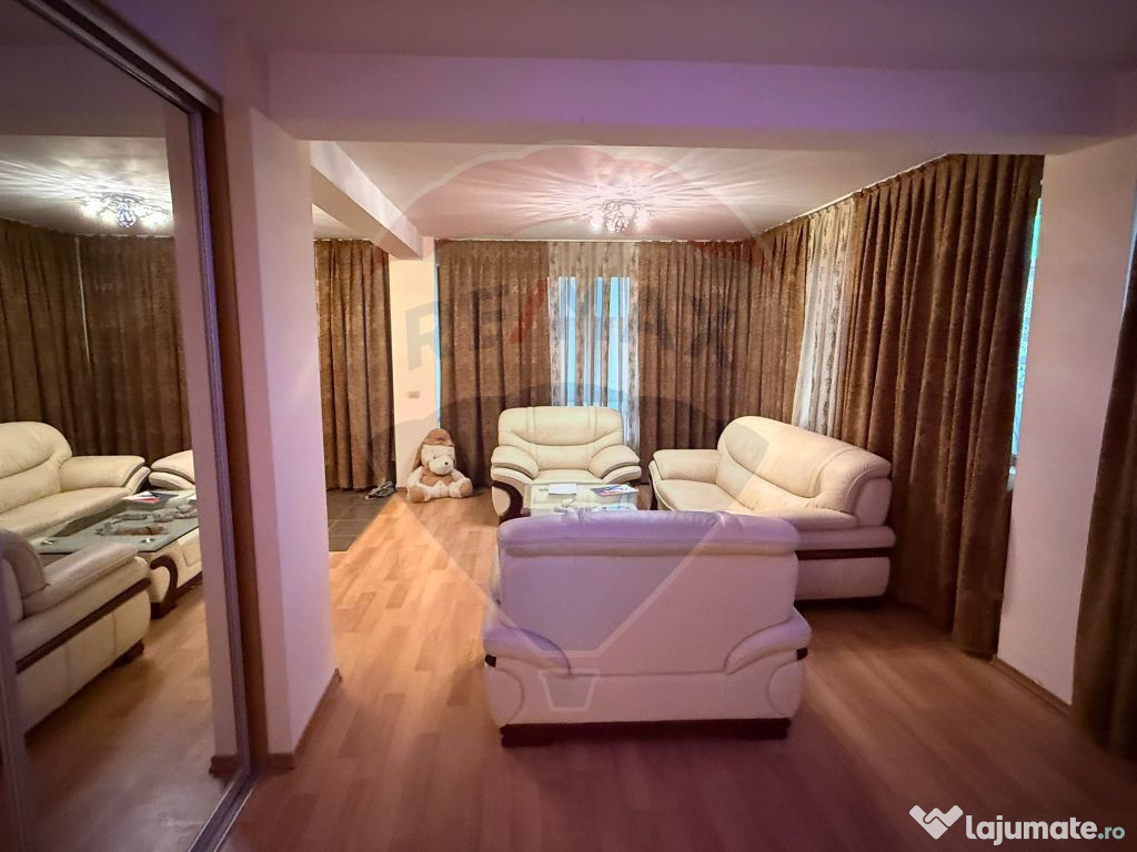 VANZARE Apartament cu 3 camere in zona Voluntari