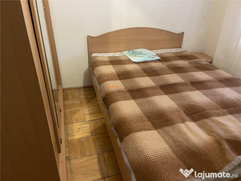 Apartament 3 camere , zona cartier Sud , 52 mp , decomandat