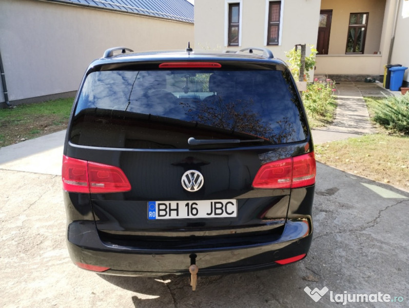 Vw Touran 2.0 diesel 140 cp 7 locuri an 2014 COMFORTLINE 