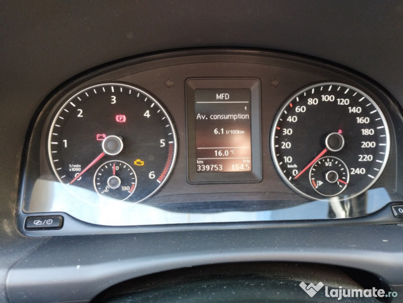 Vw Touran 2.0 diesel 140 cp 7 locuri an 2014 COMFORTLINE 