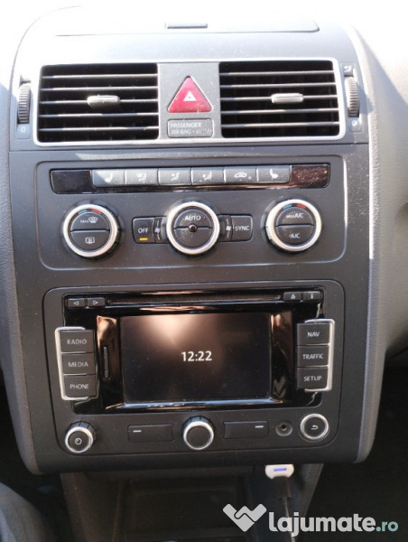 Vw Touran 2.0 diesel 140 cp 7 locuri an 2014 COMFORTLINE 
