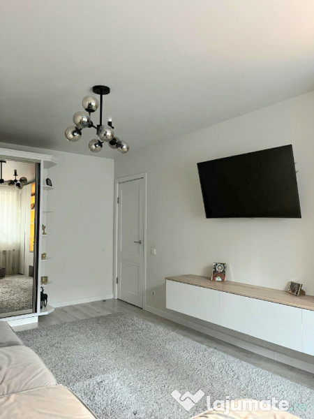 Garsoniera de inchiriat in Militari Residence 