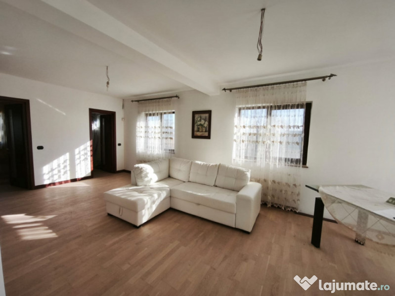 Casa individuala, 1800mp teren, zona Mitocu Dragomirnei, Suc