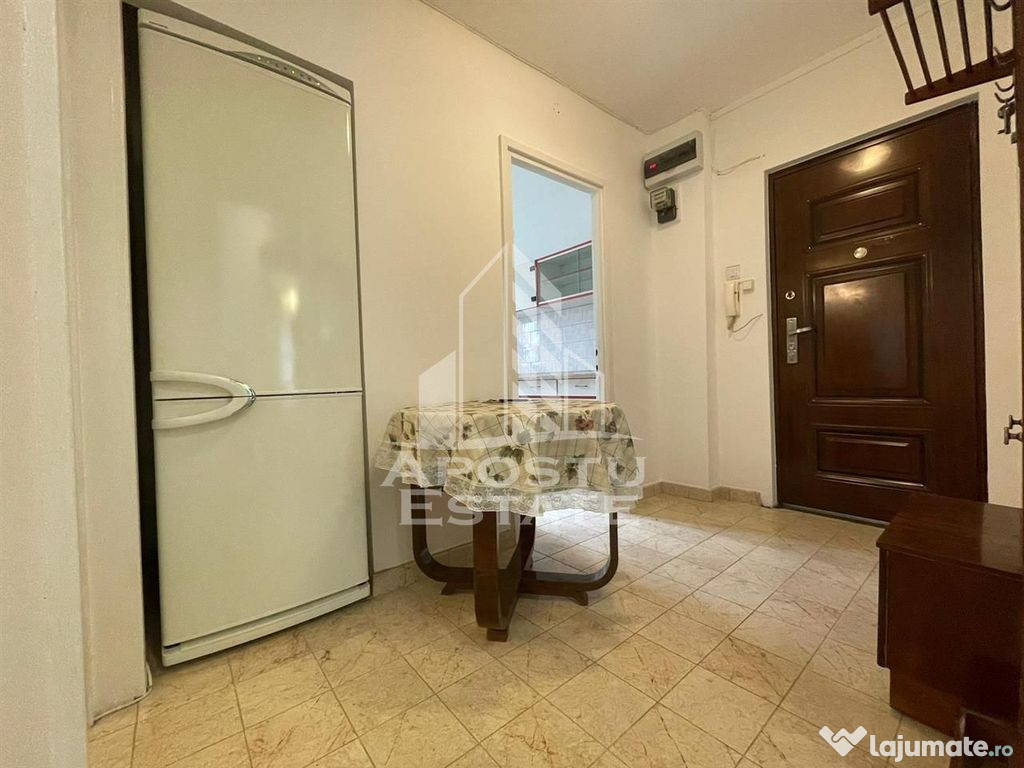 Apartament 3 camere decomandat in zona Sagului 