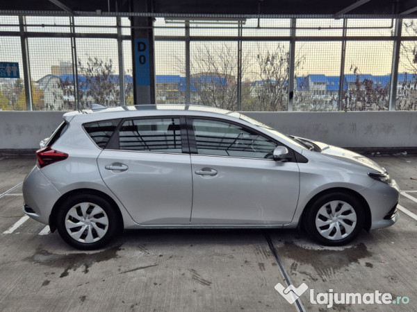 Toyota Auris 1.6 i automat 2017 euro 6 