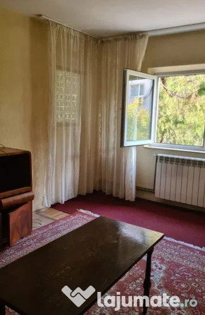 Apartament 2 camere decomandat zona Dacia 