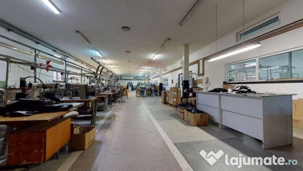Producție / Depozitare + Birouri – Proprietate industr...