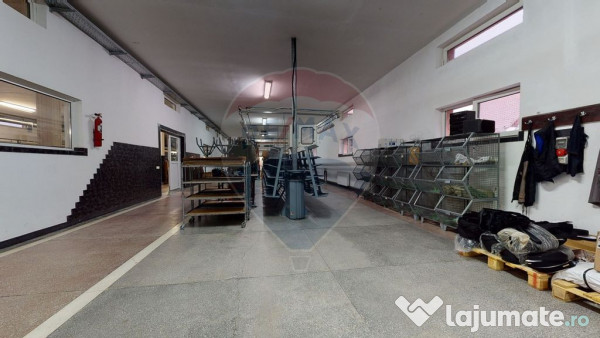 Producție / Depozitare + Birouri – Proprietate industr...