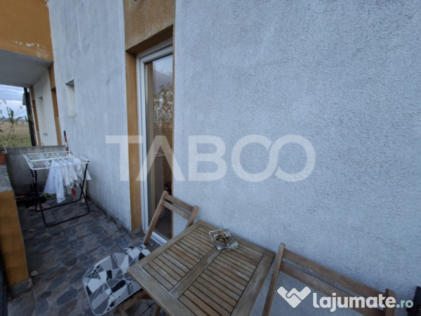 Apartament de vanzare 2 camere cu balcon etajul 1