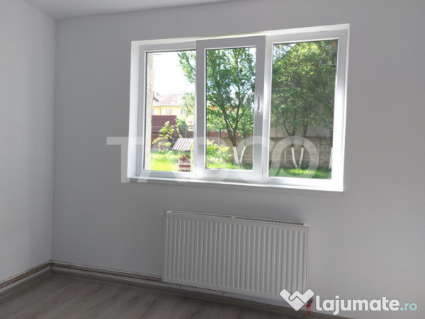 Apartament 3 camere decomandate 85 mp parter 2 balcoane Stej