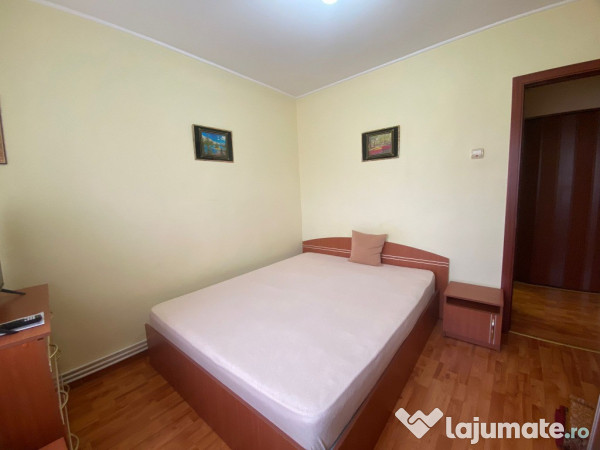 Apartament 2 cam decomandat, centrală termică, mobilat și utilat