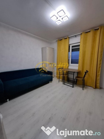 Cameră de cămin cu baie proprie,etaj 2,totul nou