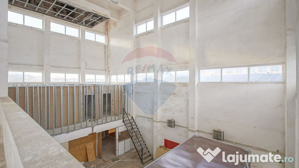Spațiu industrial de 494mp de vânzare în zona Uzina 2