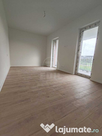 Apartament 2 camere,zona Oncos 