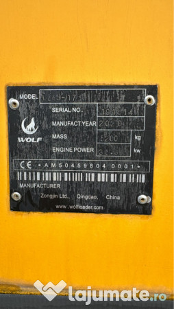 Buldoexcavator WOLF an 2020 cu doar 100 ore 