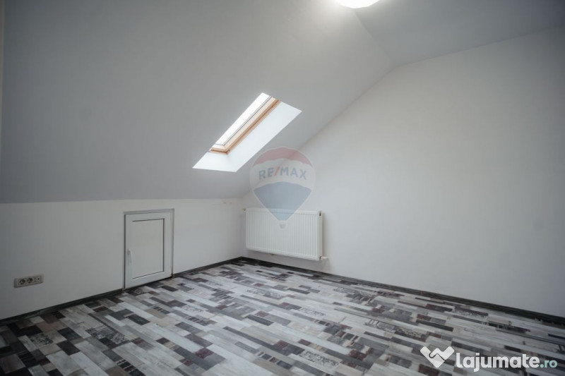 Apartament cu 3 camere de vânzare în zona Burdujeni 