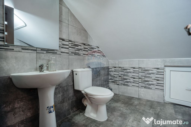 Apartament cu 3 camere de vânzare în zona Burdujeni 