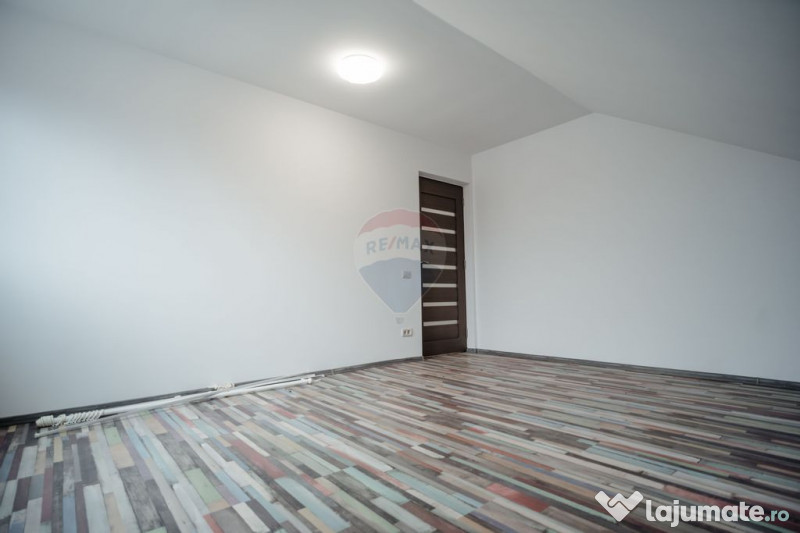 Apartament cu 3 camere de vânzare în zona Burdujeni 