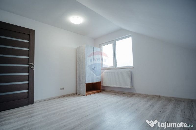 Apartament cu 3 camere de vânzare în zona Burdujeni 