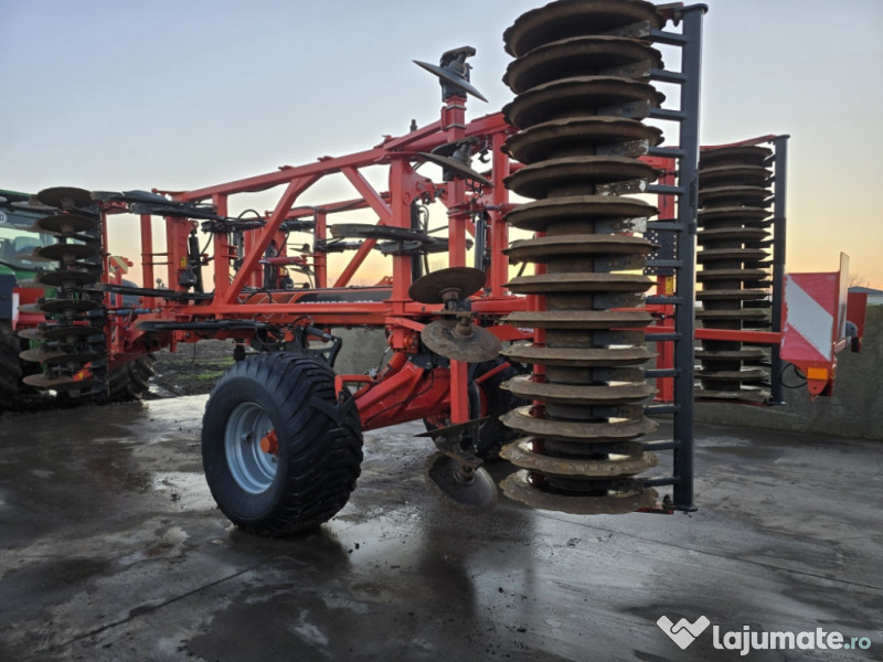 Cultivator Kuhn Performer 4000