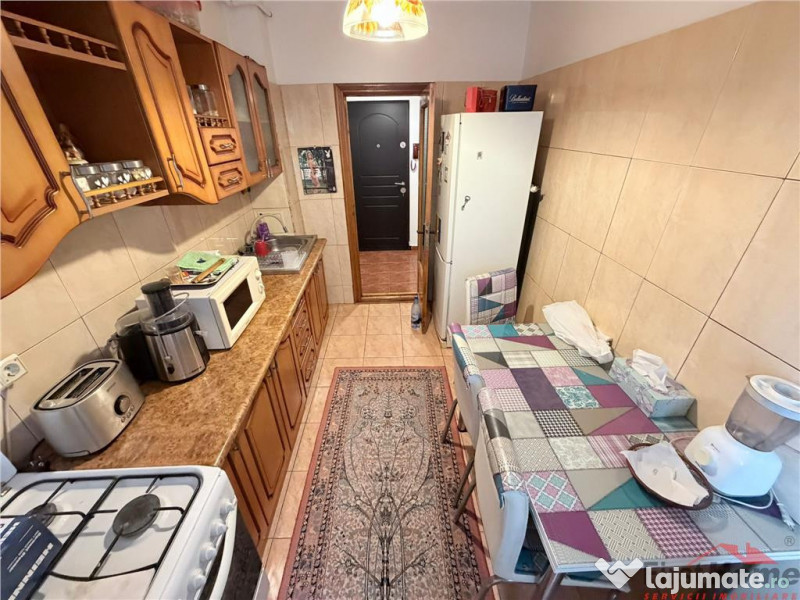 Apartament 3 camere, etaj 7/8, zona ultracentrala, 72mp, mob 