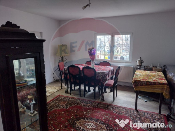 Casă 6 camere+teren 1000 mp Bâldana Tărtășești 25km...