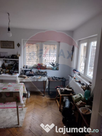 Casă 6 camere+teren 1000 mp Bâldana Tărtășești 25km...