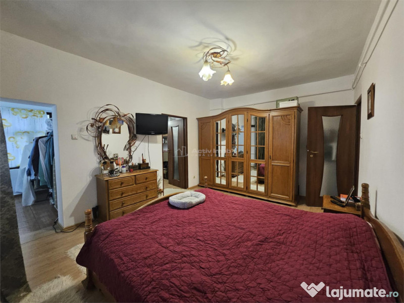 Casa / Vila 5 camere - Vitan / Nerva Traian