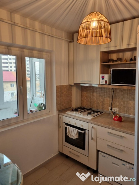 Inchiriez apartament 3 camere 75mp zona Pipera rond Mcdonalds 