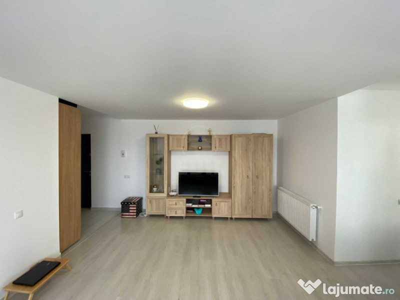 APARTAMENT 3 CAMERE DECOMANDAT