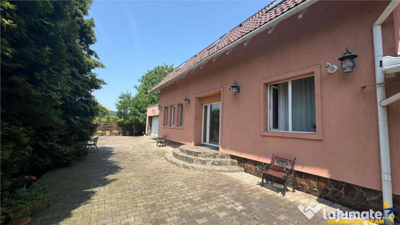 Casa scandinav minimalist, echipata, garaj incalzit, pod, Sa