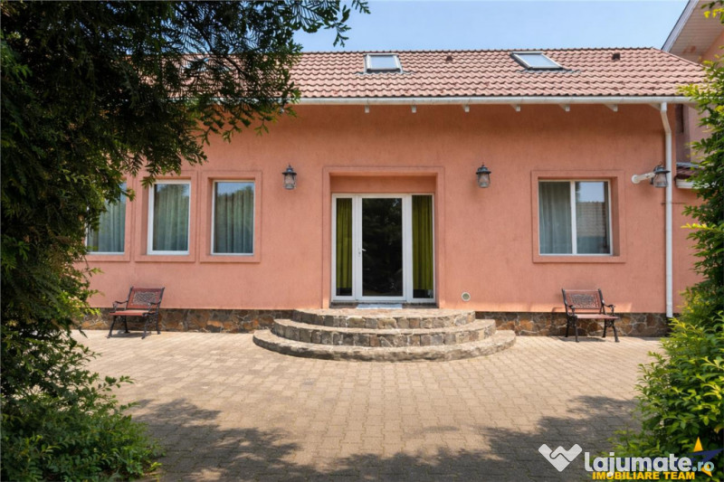 Casa scandinav minimalist, echipata, garaj incalzit, pod, Sa