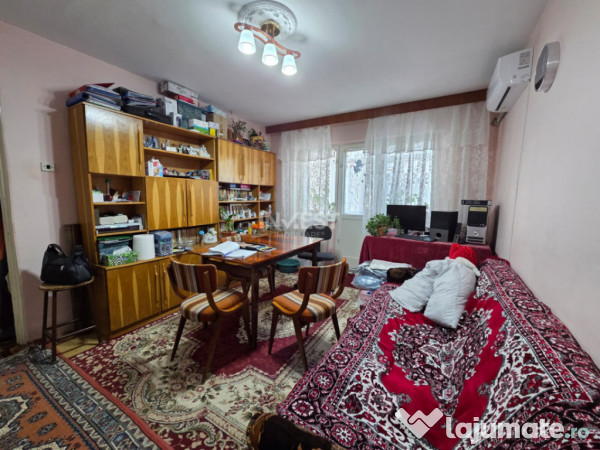 DE VANZARE-APARTAMENT 3 CAMERE-DACIA 