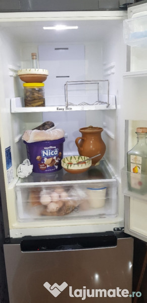 Frigider samsung
