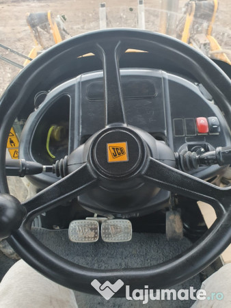 Buldoexcavator JCB 3CX – 2013 – 110 CP – proprietar 