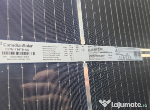 Panouri fotovoltaic Canadian 710 w NOi 