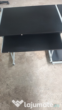 Masa de birou si calculator 