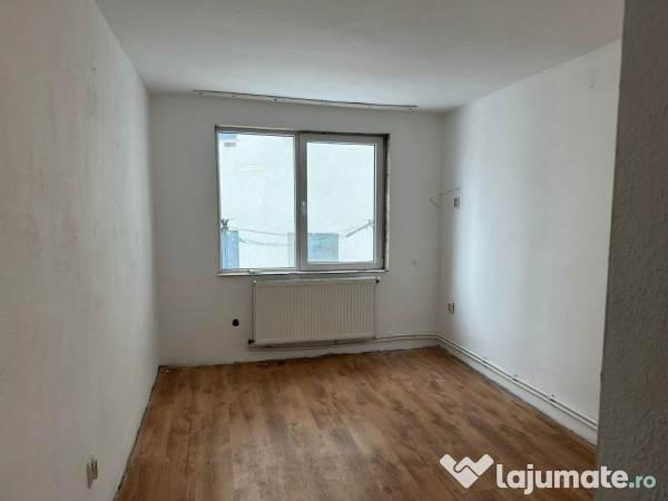 Garsoniera Zefirului et 2 finisaje medii 