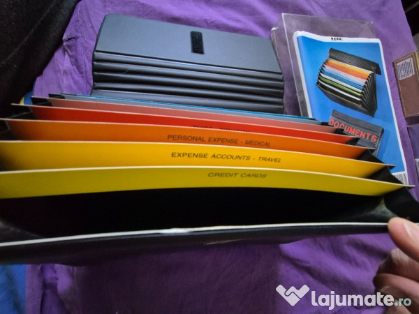 Organizator de documente cu burduf, 10 buzunare, marca ART. DOC. 