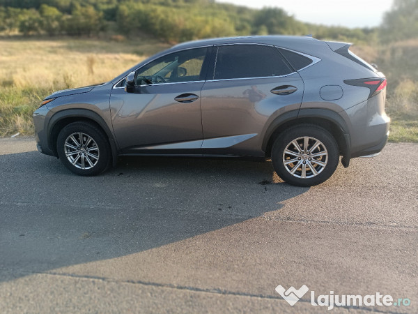 Lexus NX 200t, 238 CP, automat, 50.500 km 